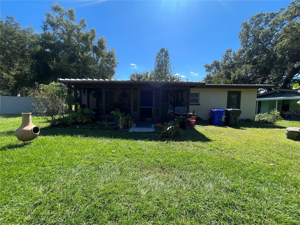 For Sale: $229,000 (3 beds, 2 baths, 1464 Square Feet)