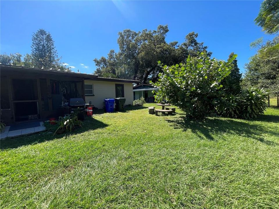 For Sale: $229,000 (3 beds, 2 baths, 1464 Square Feet)