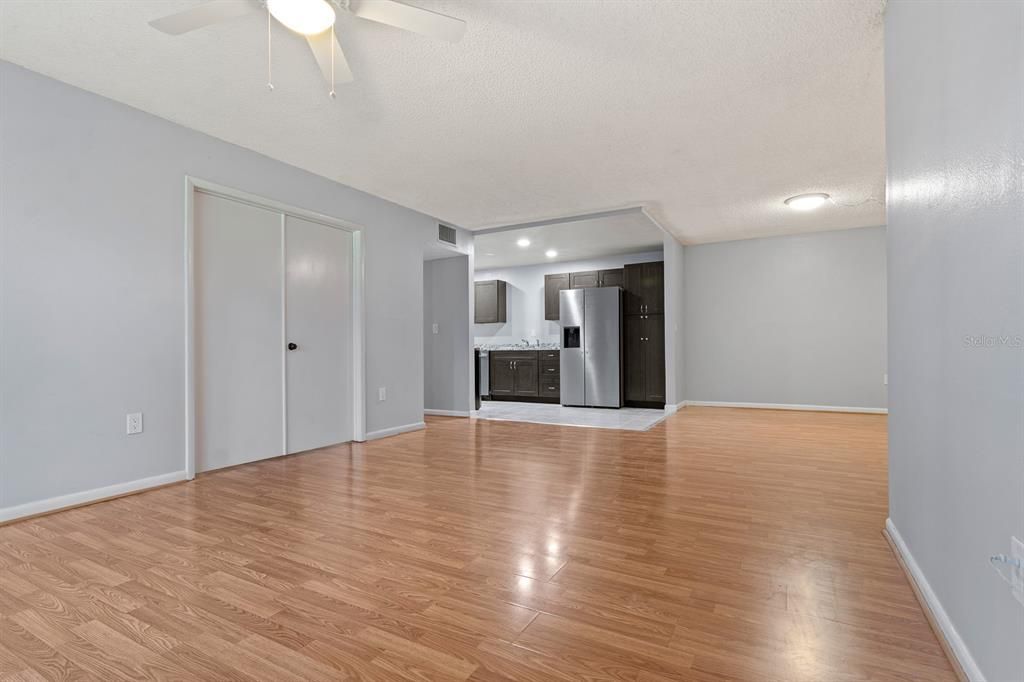 For Sale: $214,999 (3 beds, 2 baths, 1396 Square Feet)