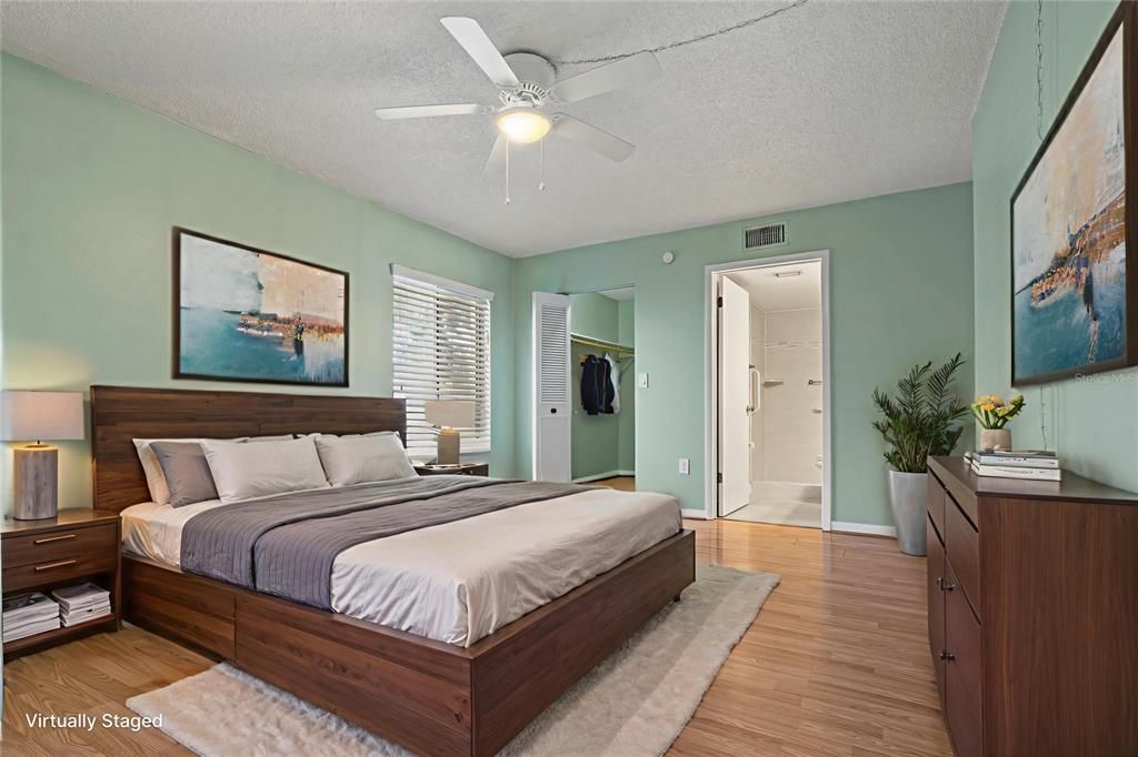 For Sale: $214,999 (3 beds, 2 baths, 1396 Square Feet)