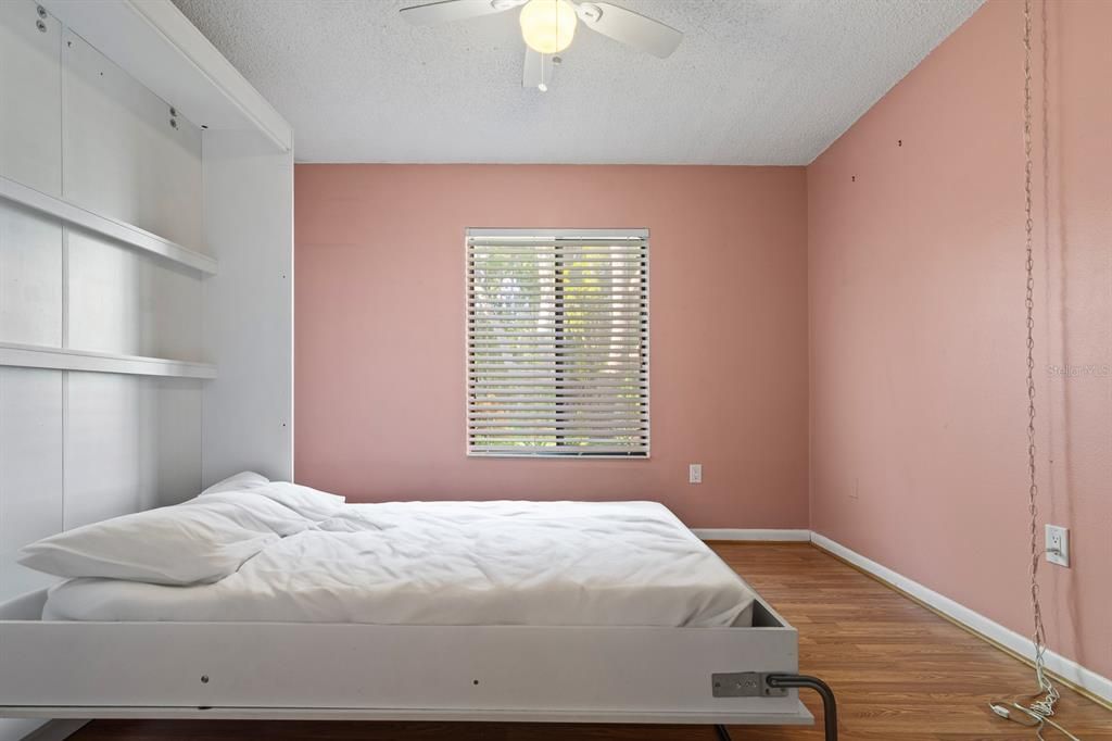 For Sale: $214,999 (3 beds, 2 baths, 1396 Square Feet)