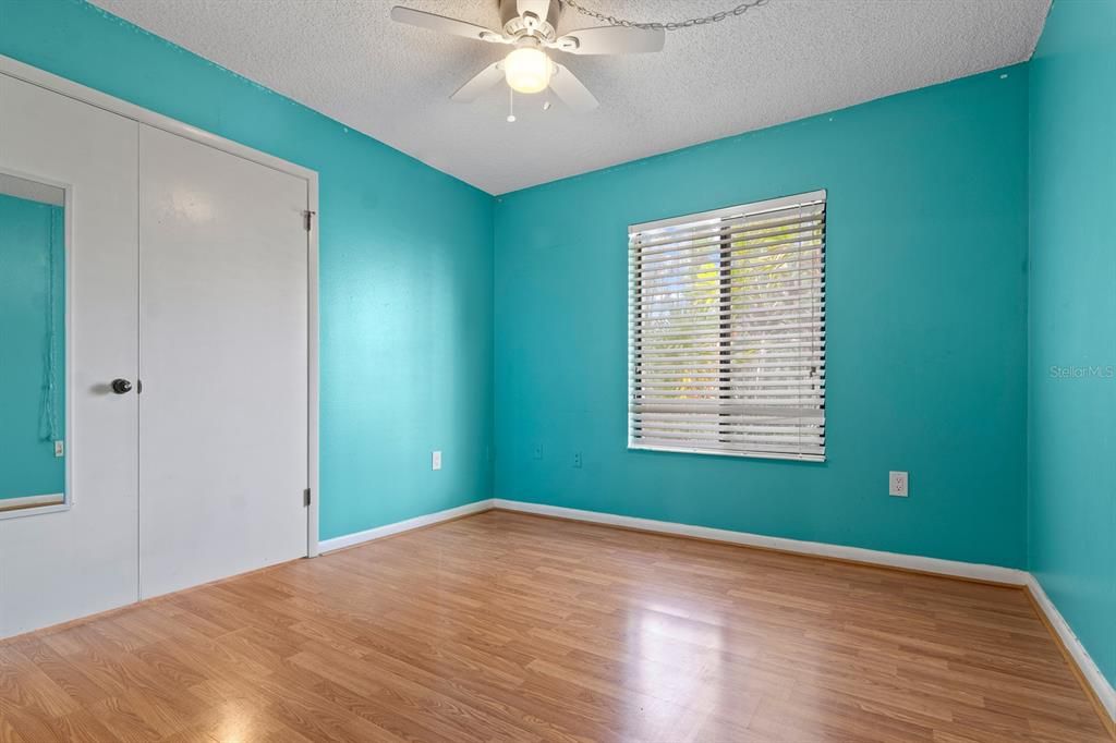 For Sale: $214,999 (3 beds, 2 baths, 1396 Square Feet)