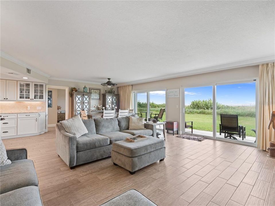 На продажу: $560,000 (2 спален, 2 ванн, 1478 Квадратных фут)