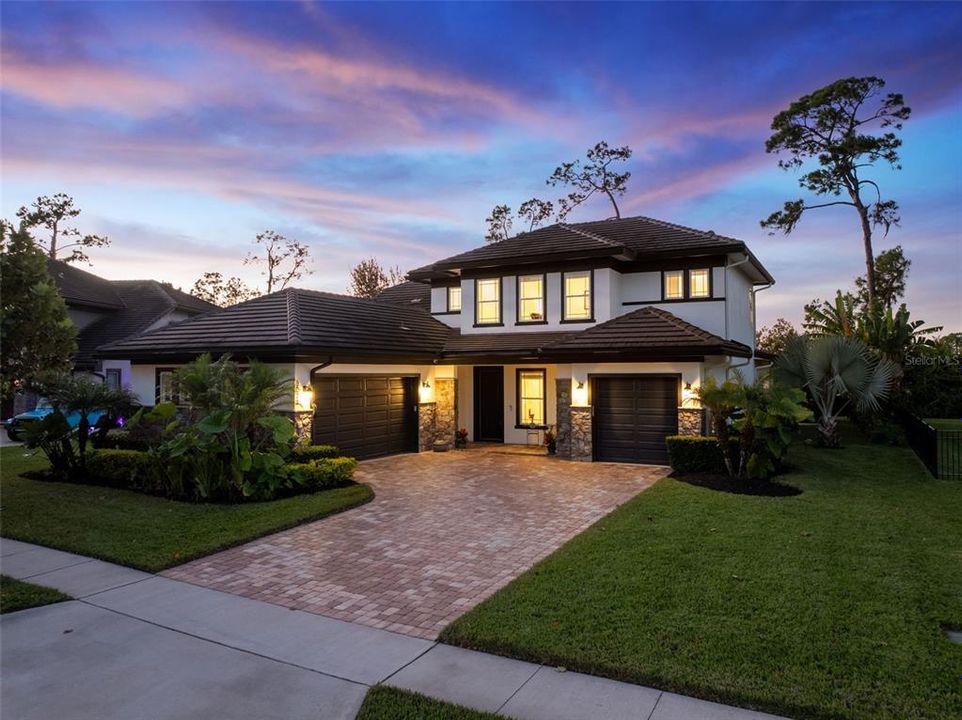 For Sale: $1,795,000 (5 beds, 4 baths, 3750 Square Feet)