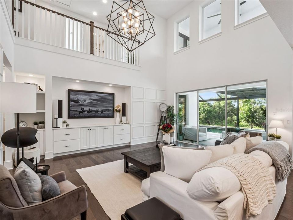 For Sale: $1,795,000 (5 beds, 4 baths, 3750 Square Feet)