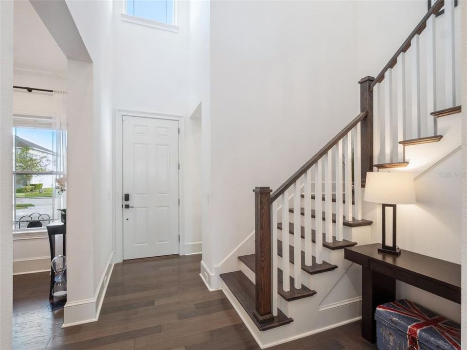 For Sale: $1,795,000 (5 beds, 4 baths, 3750 Square Feet)