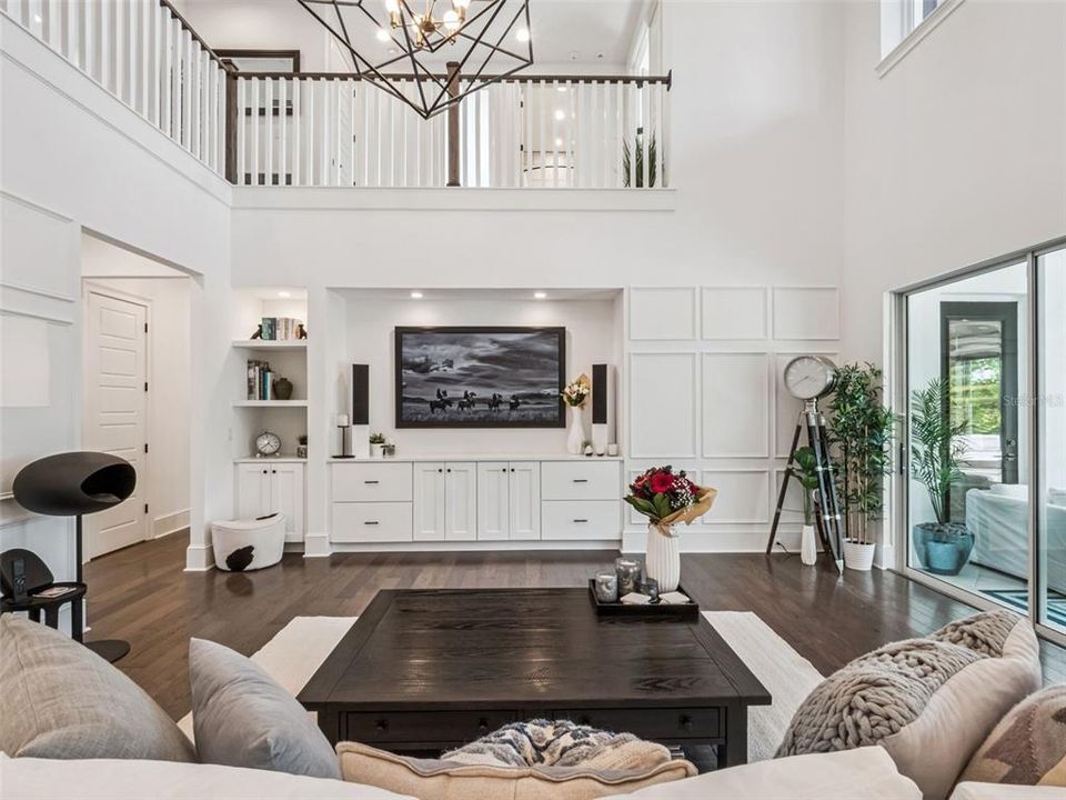 For Sale: $1,795,000 (5 beds, 4 baths, 3750 Square Feet)