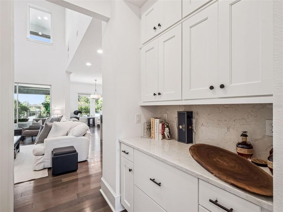 For Sale: $1,795,000 (5 beds, 4 baths, 3750 Square Feet)