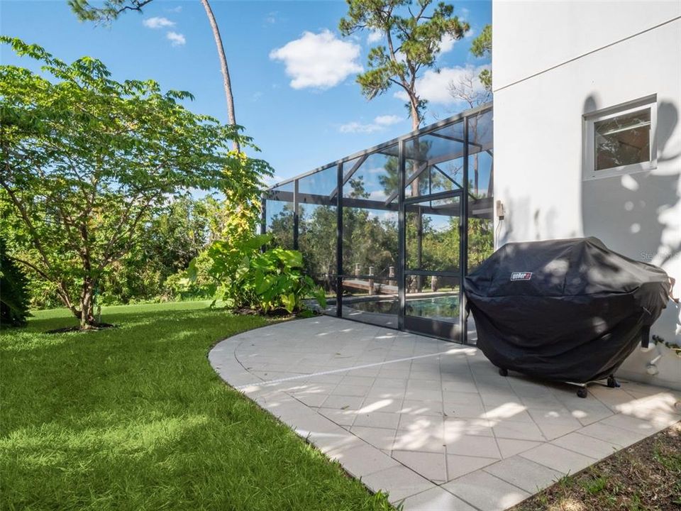 For Sale: $1,795,000 (5 beds, 4 baths, 3750 Square Feet)