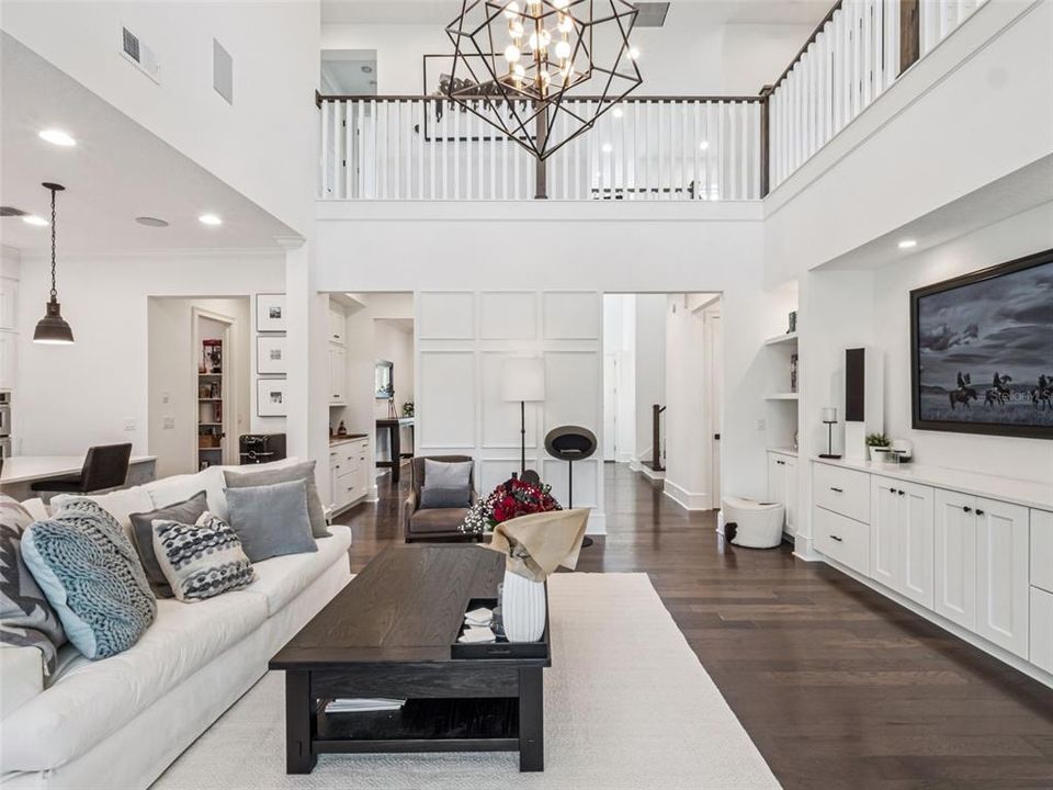 For Sale: $1,795,000 (5 beds, 4 baths, 3750 Square Feet)