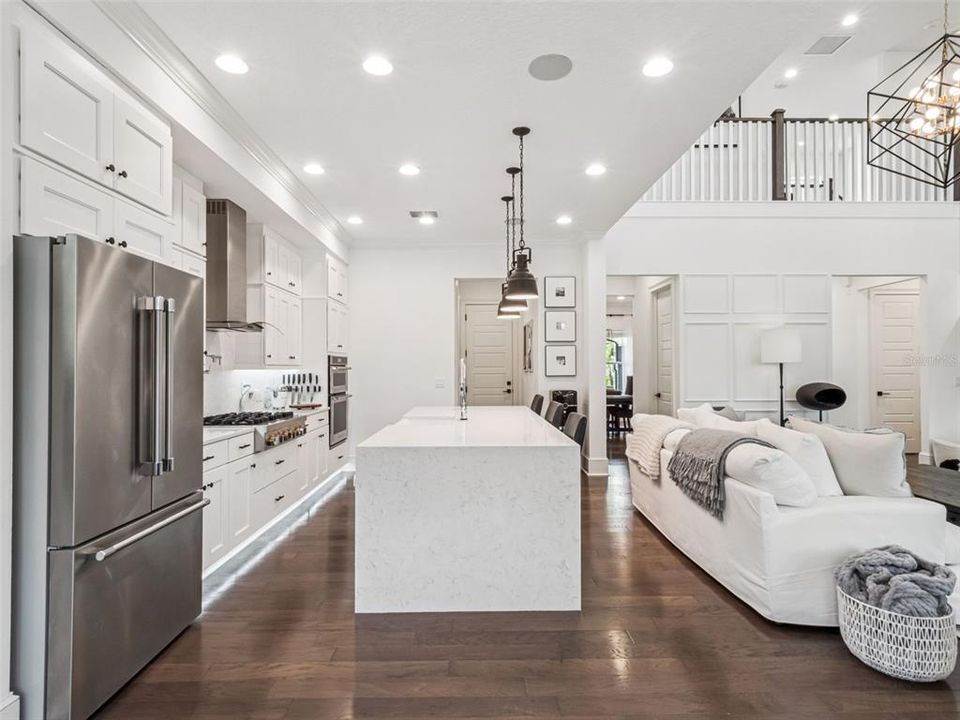 For Sale: $1,795,000 (5 beds, 4 baths, 3750 Square Feet)