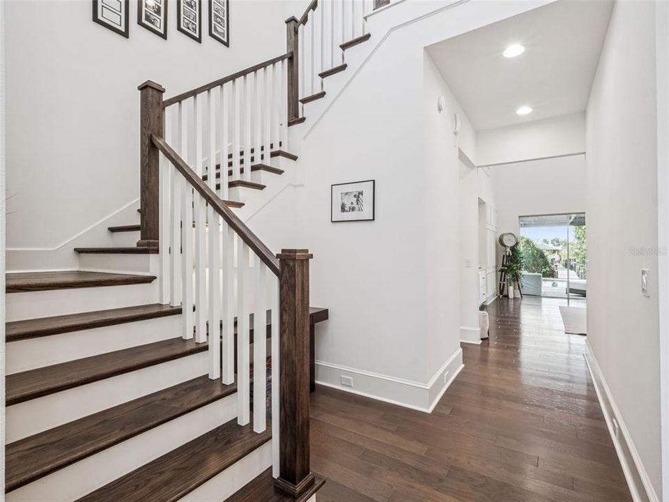 For Sale: $1,795,000 (5 beds, 4 baths, 3750 Square Feet)