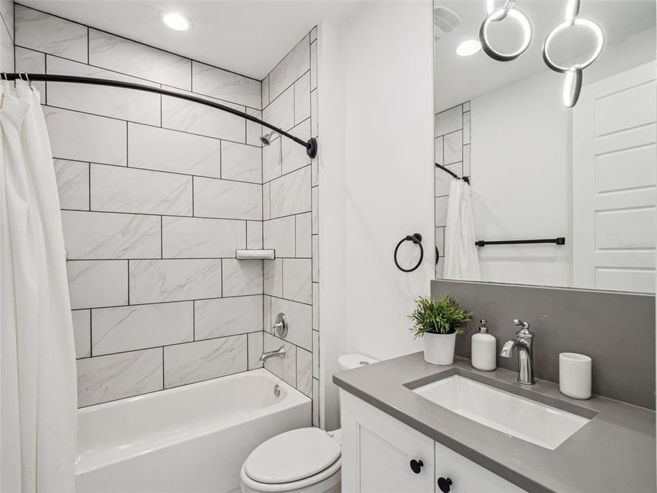 For Sale: $1,795,000 (5 beds, 4 baths, 3750 Square Feet)