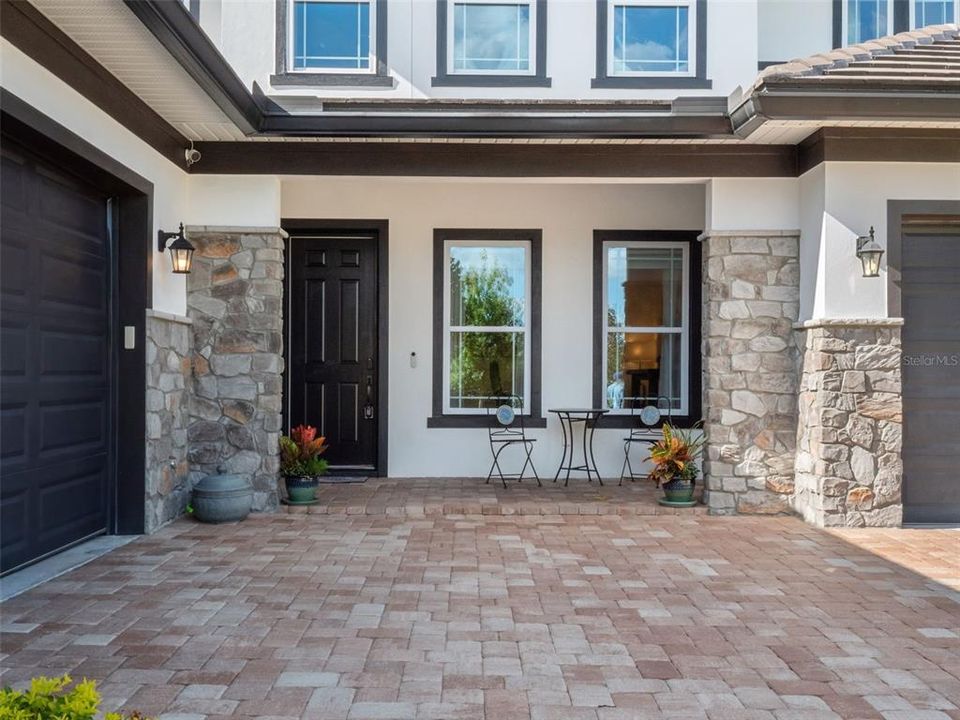 For Sale: $1,795,000 (5 beds, 4 baths, 3750 Square Feet)