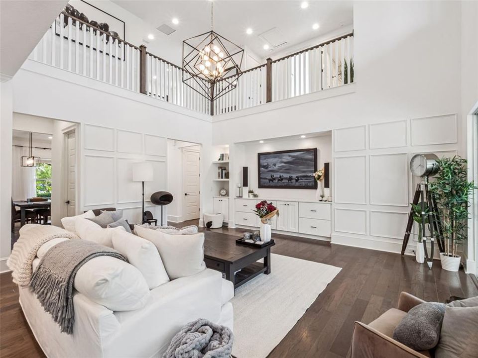 For Sale: $1,795,000 (5 beds, 4 baths, 3750 Square Feet)