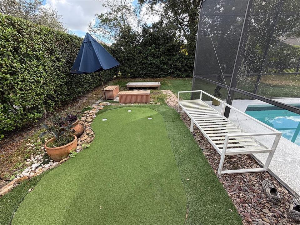 For Sale: $600,000 (3 beds, 2 baths, 2100 Square Feet)