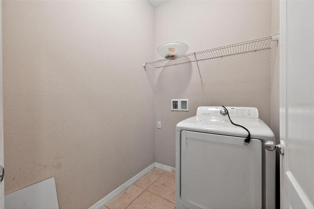 На продажу: $399,000 (5 спален, 4 ванн, 2092 Квадратных фут)