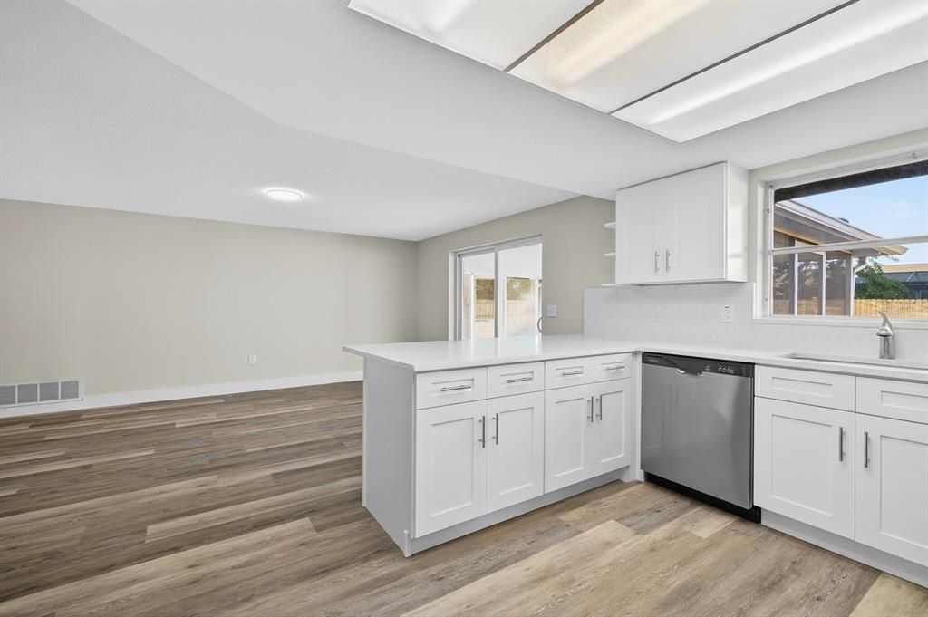 En Venta: $349,999 (3 camas, 2 baños, 1495 Pies cuadrados)