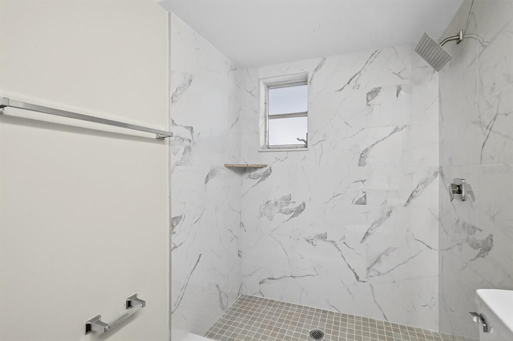 En Venta: $349,999 (3 camas, 2 baños, 1495 Pies cuadrados)