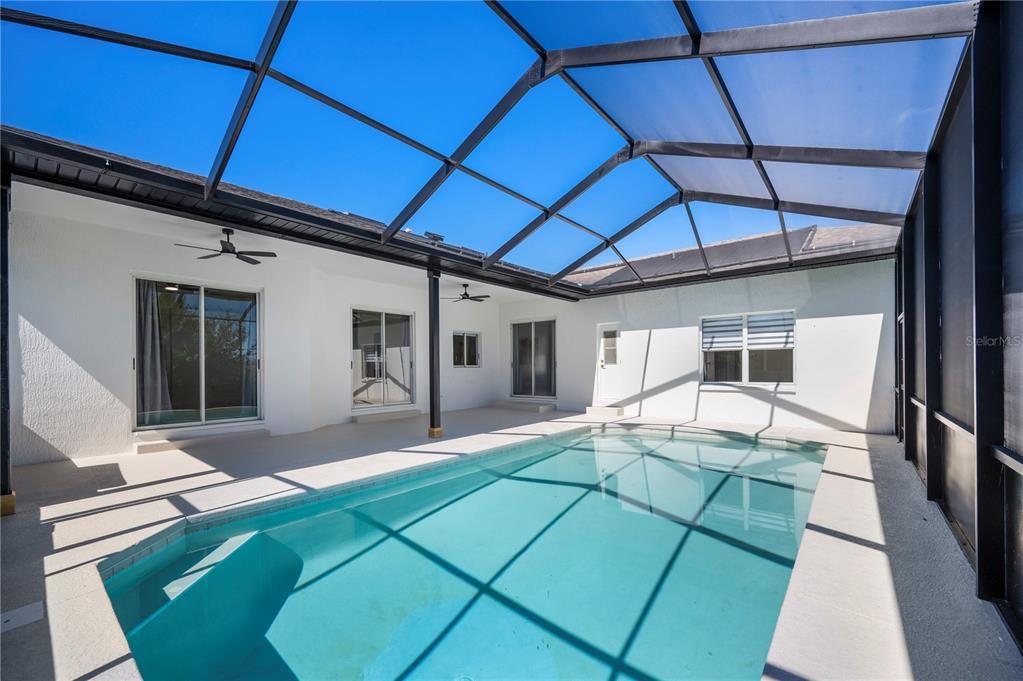 For Sale: $497,990 (4 beds, 2 baths, 2202 Square Feet)