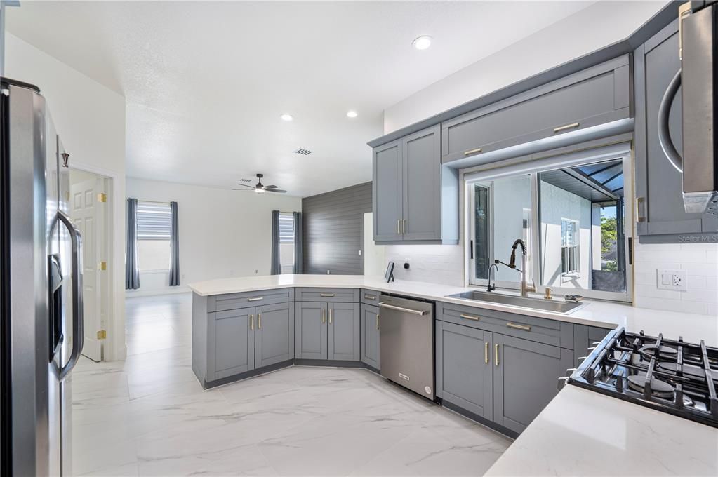 For Sale: $497,990 (4 beds, 2 baths, 2202 Square Feet)