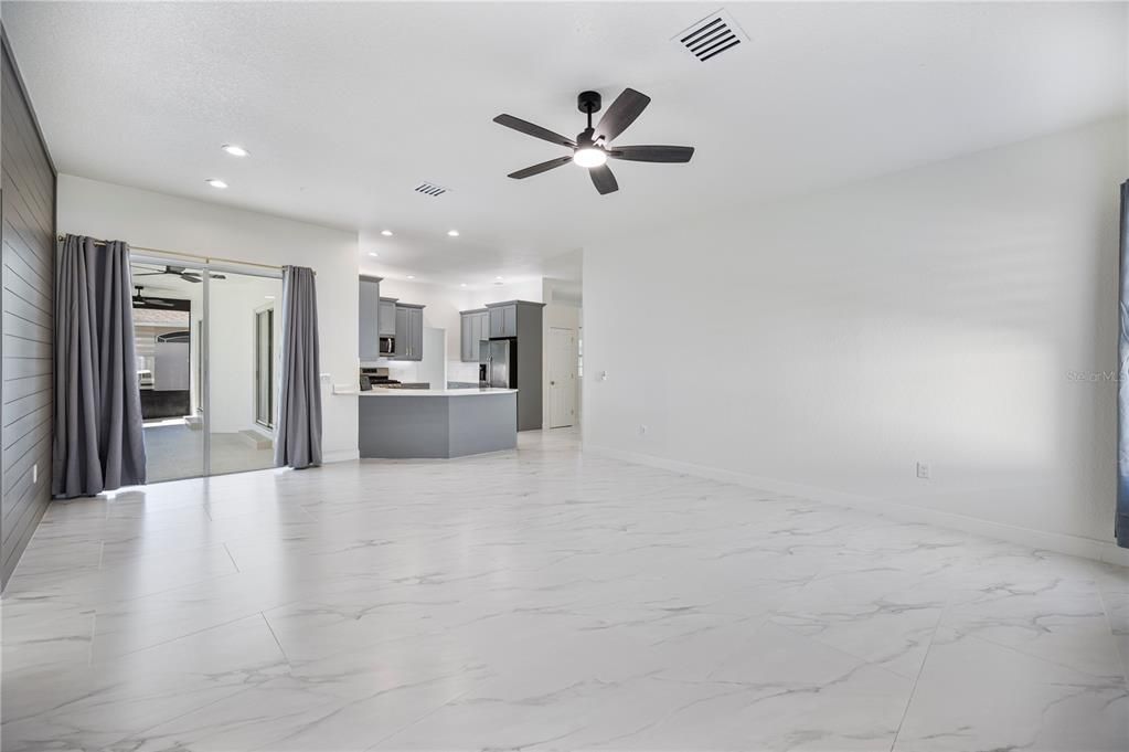 For Sale: $497,990 (4 beds, 2 baths, 2202 Square Feet)