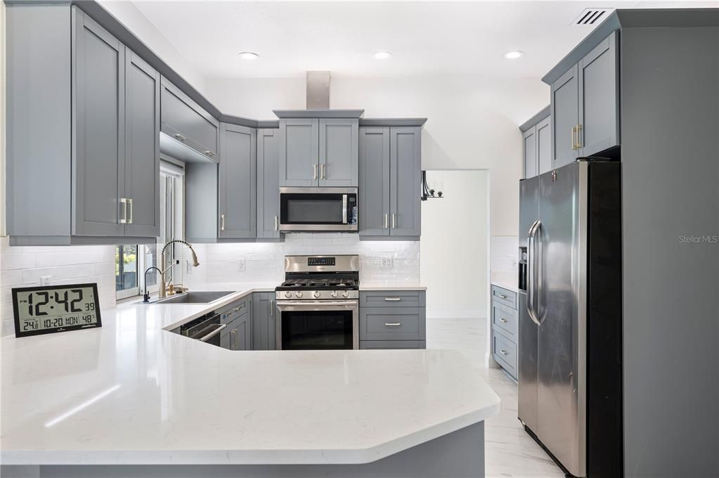 For Sale: $497,990 (4 beds, 2 baths, 2202 Square Feet)