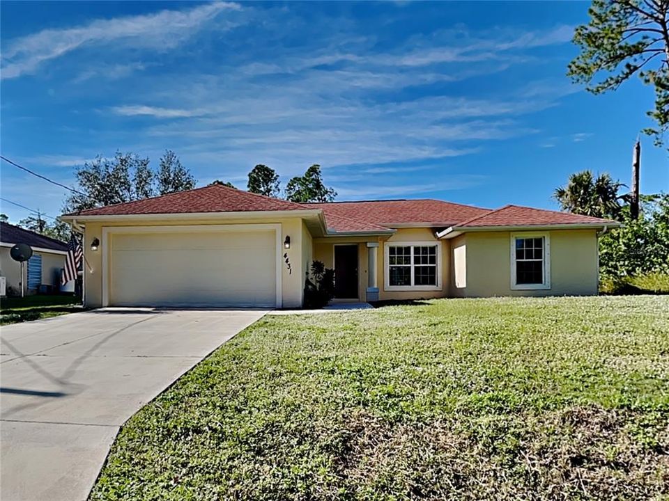 Recently Rented: $1,649 (3 beds, 2 baths, 1438 Square Feet)