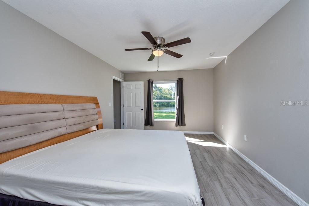 待售: $435,000 (3 贝兹, 2 浴室, 1697 平方英尺)