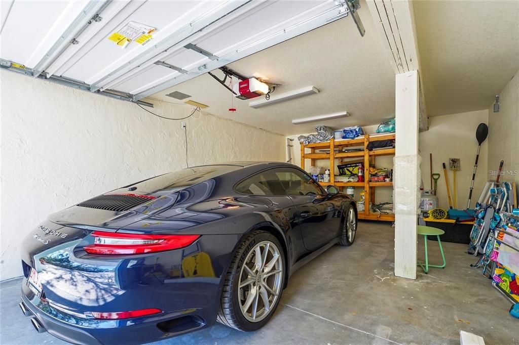 For Sale: $1,575,000 (3 beds, 3 baths, 2214 Square Feet)