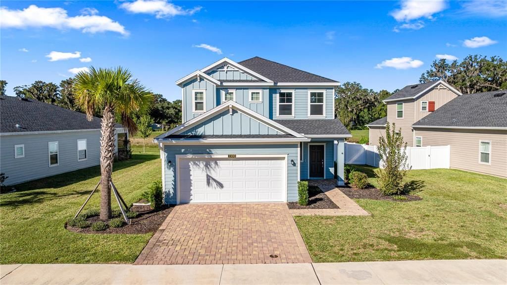 Recently Rented: $2,495 (4 beds, 3 baths, 2288 Square Feet)