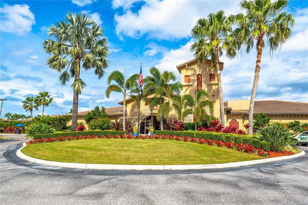 For Sale: $385,000 (2 beds, 2 baths, 1716 Square Feet)