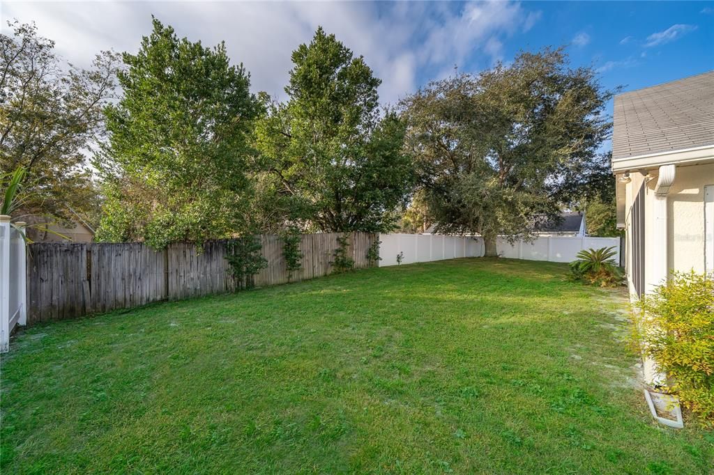 For Sale: $399,000 (4 beds, 2 baths, 2198 Square Feet)