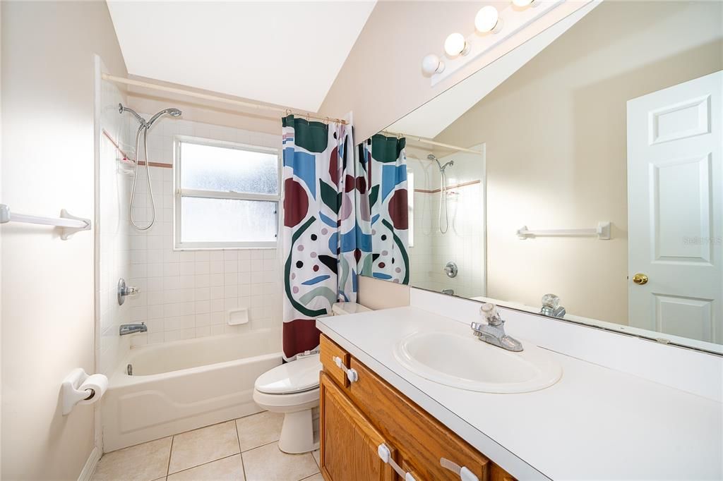 For Sale: $399,000 (4 beds, 2 baths, 2198 Square Feet)