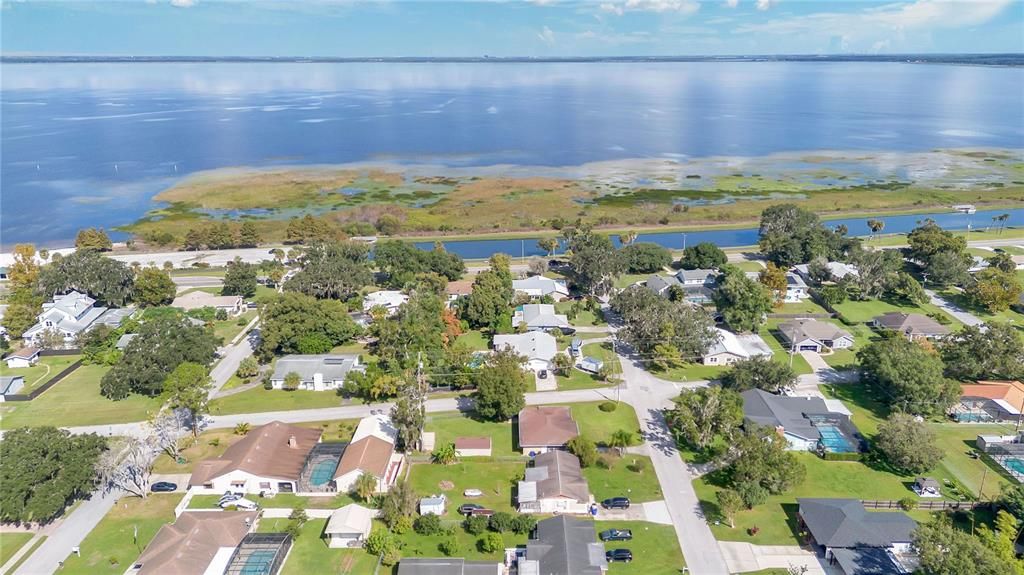 Active With Contract: $315,000 (2 beds, 1 baths, 1338 Square Feet)