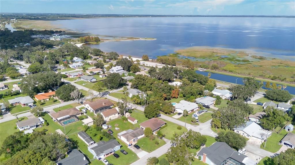 Active With Contract: $315,000 (2 beds, 1 baths, 1338 Square Feet)