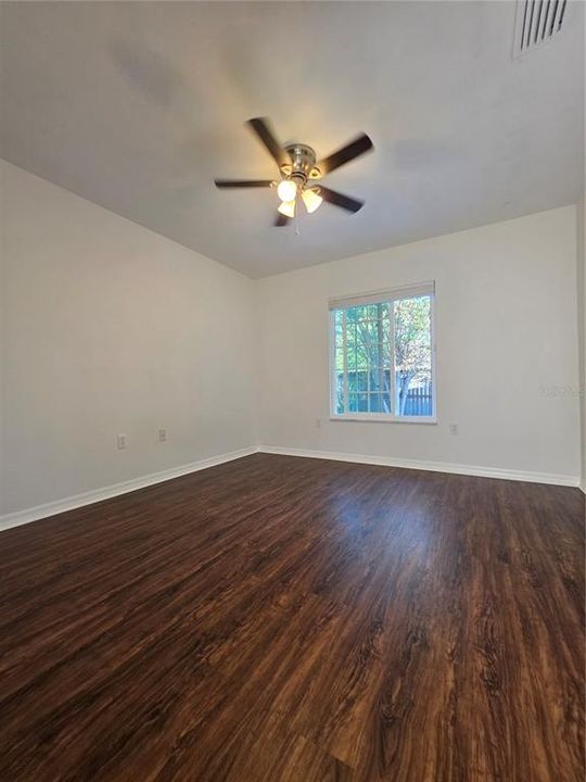 Active With Contract: $370,000 (4 beds, 2 baths, 2178 Square Feet)