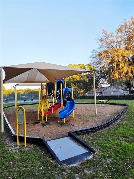 Active With Contract: $370,000 (4 beds, 2 baths, 2178 Square Feet)