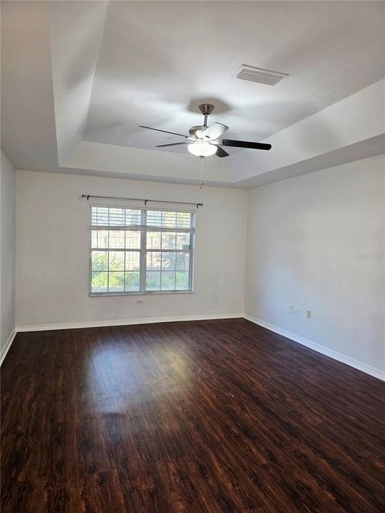 Active With Contract: $370,000 (4 beds, 2 baths, 2178 Square Feet)