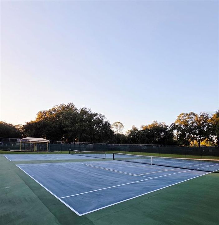 Active With Contract: $370,000 (4 beds, 2 baths, 2178 Square Feet)