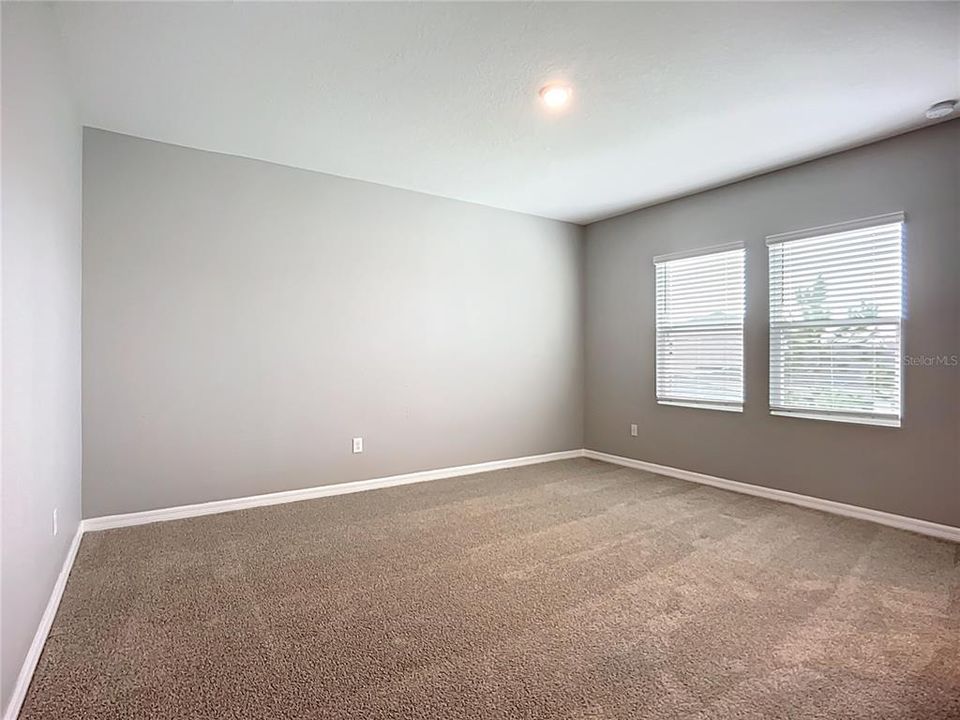 For Sale: $362,000 (3 beds, 2 baths, 1738 Square Feet)