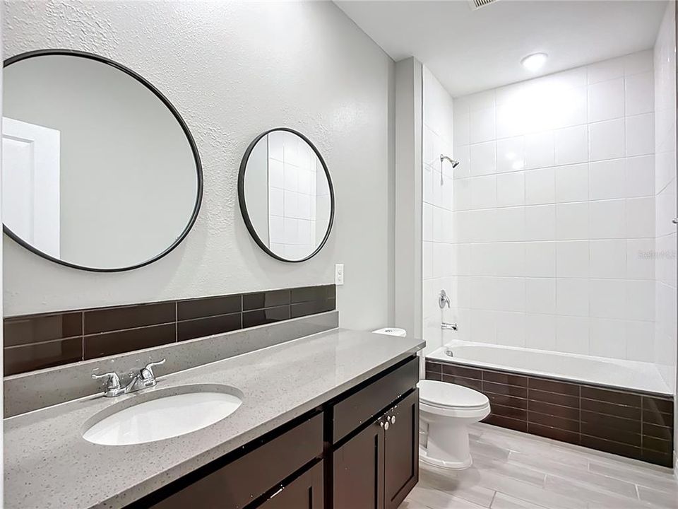 For Sale: $362,000 (3 beds, 2 baths, 1738 Square Feet)