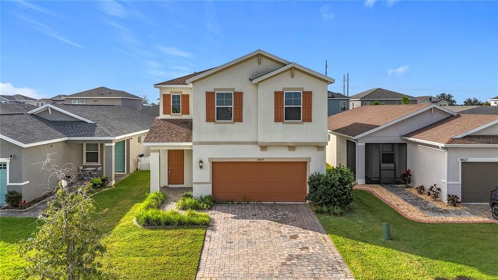 For Sale: $362,000 (3 beds, 2 baths, 1738 Square Feet)