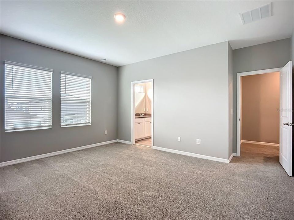 For Sale: $362,000 (3 beds, 2 baths, 1738 Square Feet)