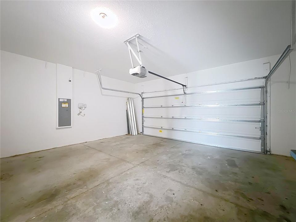 For Sale: $362,000 (3 beds, 2 baths, 1738 Square Feet)