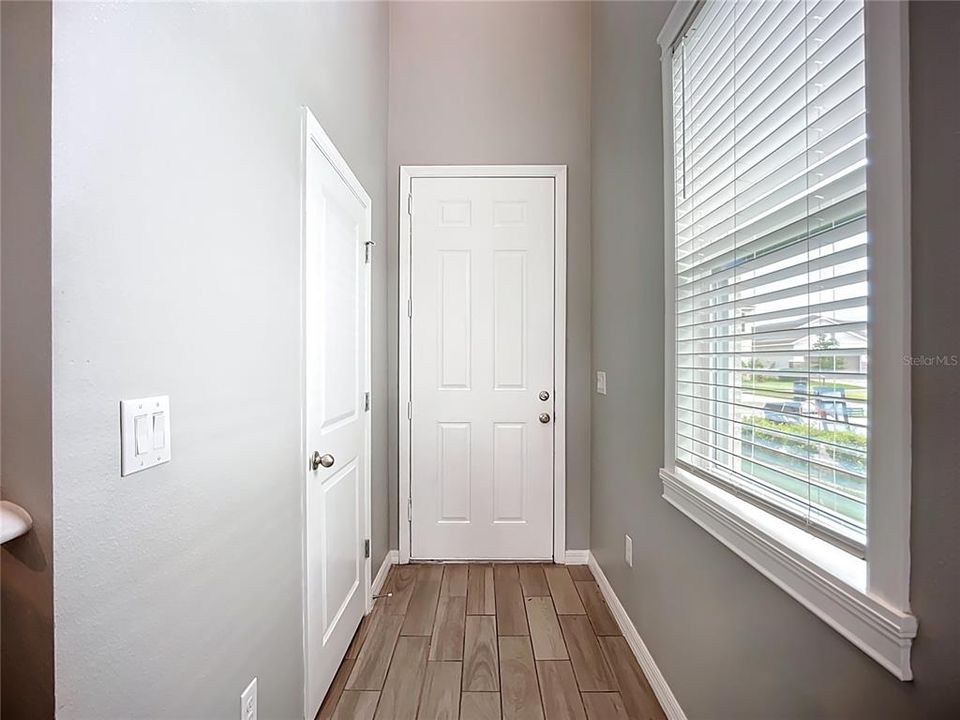 For Sale: $362,000 (3 beds, 2 baths, 1738 Square Feet)