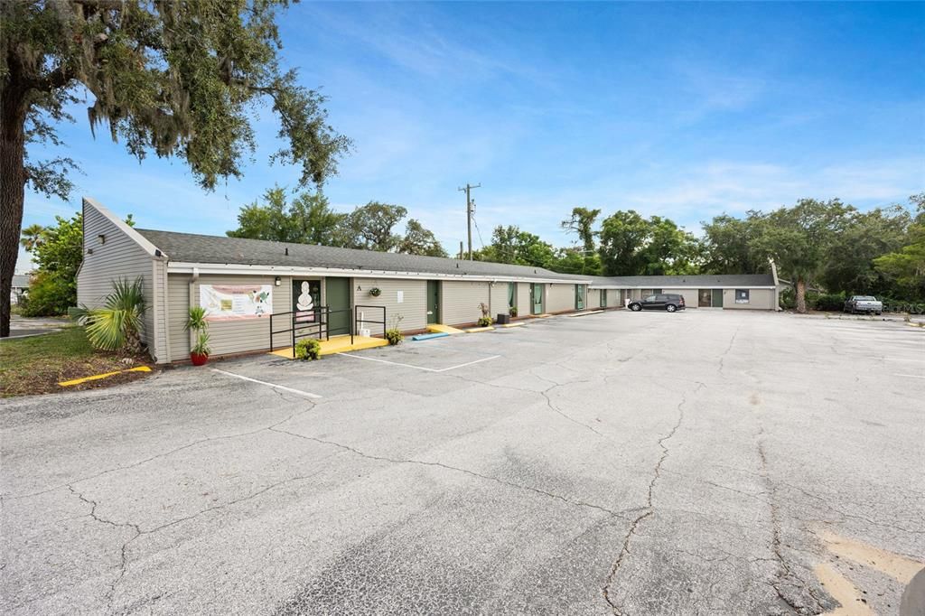 For Sale: $319,000 (0 beds, 0 baths, 2261 Square Feet)