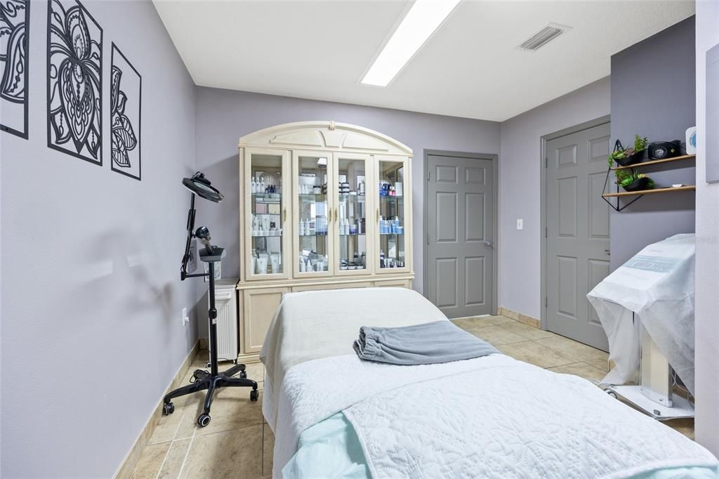 For Sale: $319,000 (0 beds, 0 baths, 2261 Square Feet)