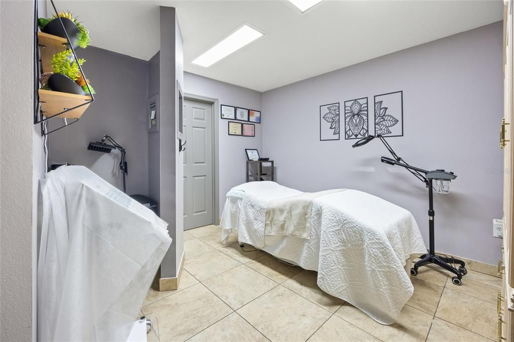 For Sale: $319,000 (0 beds, 0 baths, 2261 Square Feet)