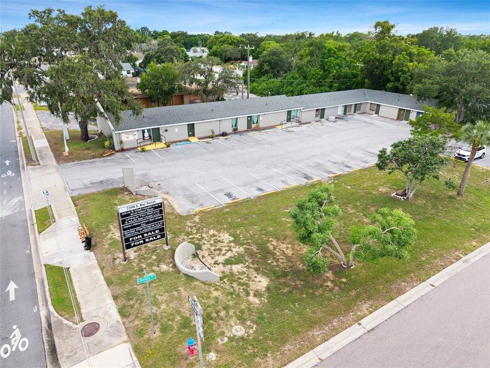 For Sale: $319,000 (0 beds, 0 baths, 2261 Square Feet)